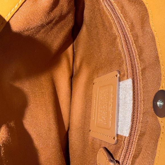 COACH Penelope Shoulder Bag Smooth Leather #C0952 Light Saddle.NWOT - Picture 11 of 13